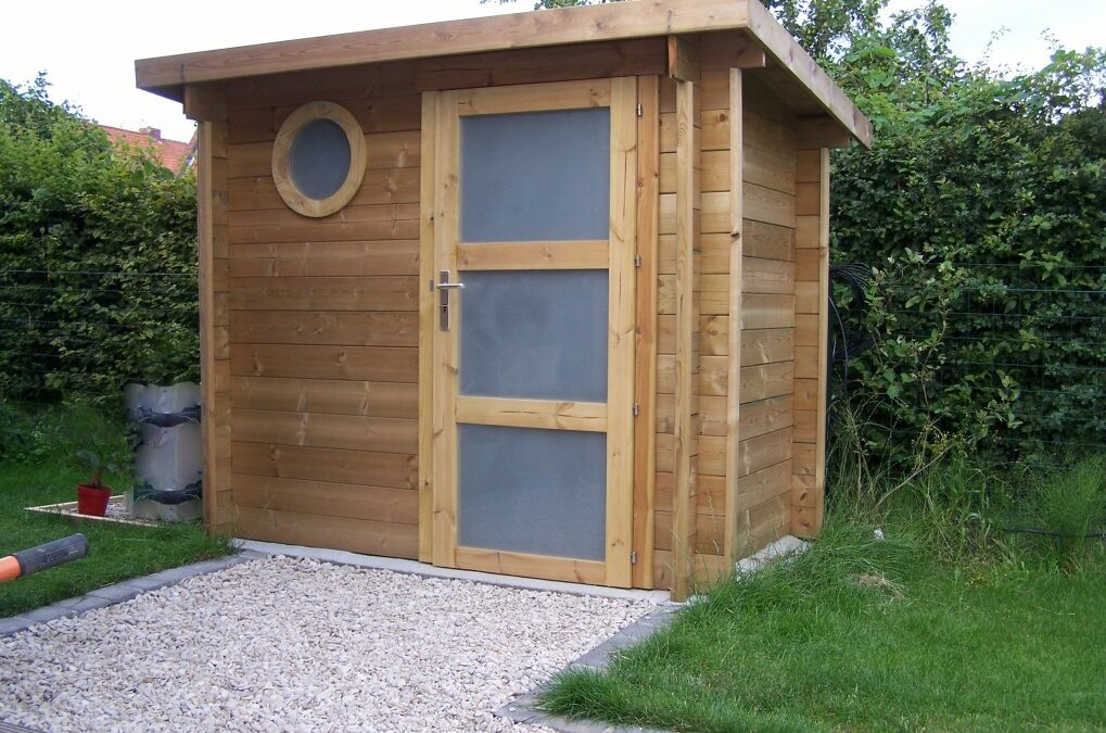 Abri de jardin en bois à Douai